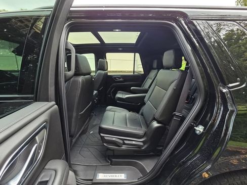 Used 2024 Chevrolet Tahoe Z71 w/ Z71 Off-Road Package AWD/4WD image 34
