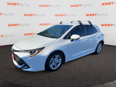 Used 2021 Toyota Corolla SE FWD image 1