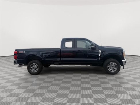 Used 2025 Ford F350 XLT w/ 360-Degree Camera Package AWD/4WD image 7
