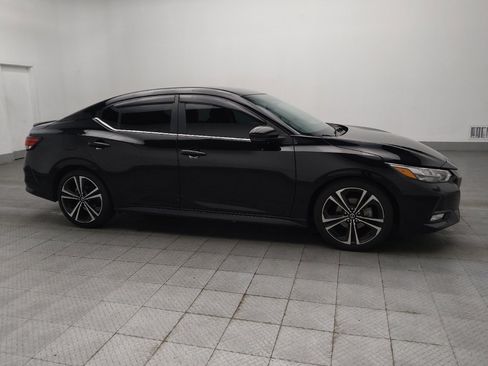 Used 2021 Nissan Sentra SR FWD image 11