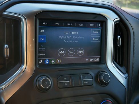 Used 2019 Chevrolet Silverado 1500 RST image 24