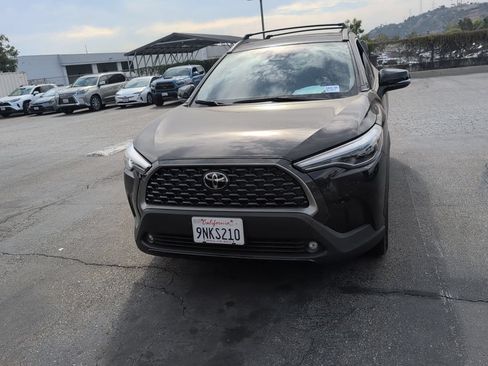 Certified 2024 Toyota Corolla Cross XLE FWD image 7