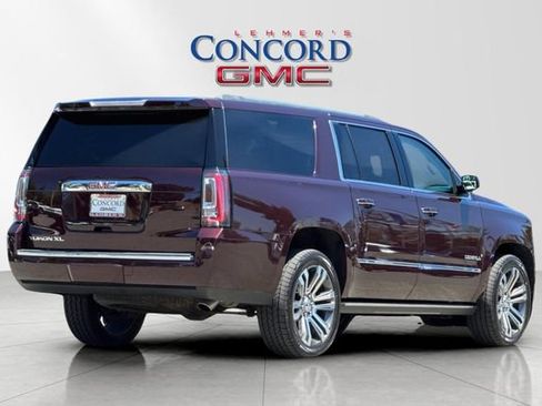 Used 2017 GMC Yukon XL Denali w/ Open Road Package AWD/4WD image 4