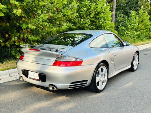 Used 2003 Porsche 911 Turbo AWD/4WD image 2