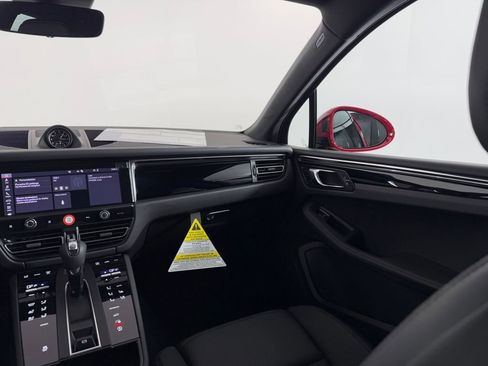 New 2026 Porsche Macan AWD/4WD image 18