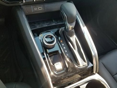 New 2026 GMC Canyon Elevation w/ Convenience Package image 15