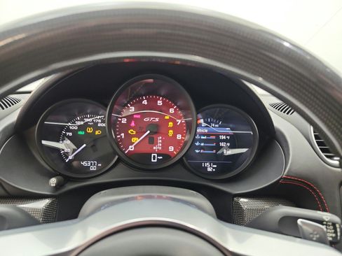 Used 2021 Porsche 718 Cayman GTS RWD image 11