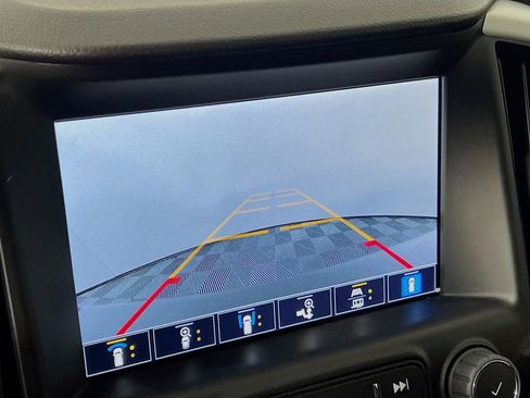 Used 2022 GMC Terrain SLT w/ Infotainment Package II image 14