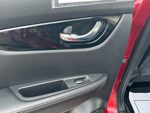 Used 2022 Nissan Rogue Sport SL image 30