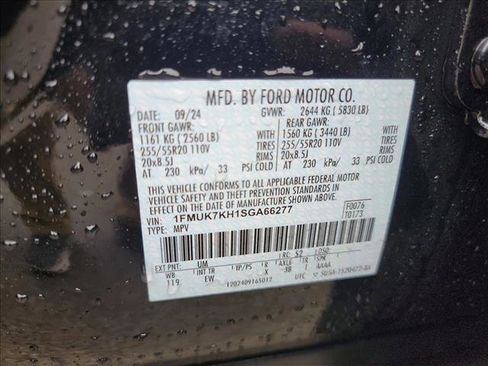 Used 2025 Ford Explorer ST-Line w/ Premium Package image 21