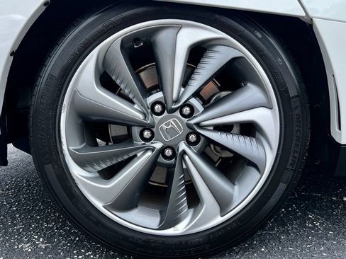 Used 2021 Honda Clarity Touring image 18