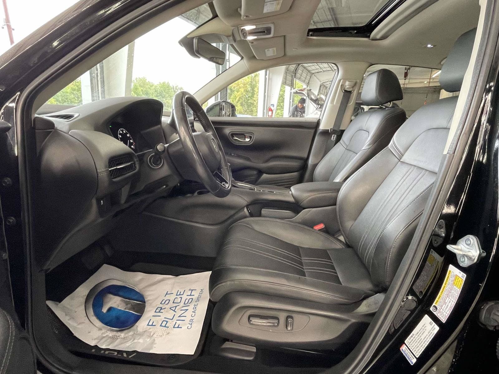 Used 2024 Honda HR-V EX-L image 14