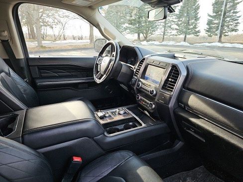 Used 2021 Ford Expedition Platinum image 10
