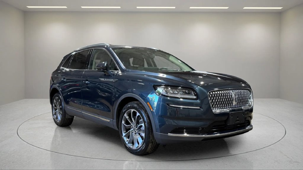 Certified 2023 Lincoln Nautilus Reserve AWD/4WD image 1