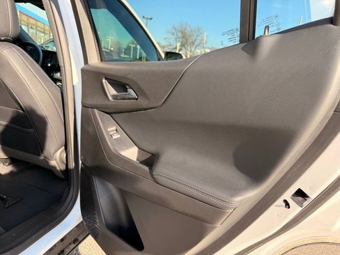 Used 2025 Chevrolet Equinox LT w/ Convenience Package II image 26