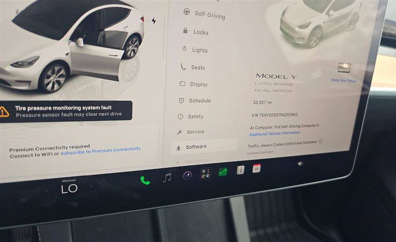 Used 2024 Tesla Model Y Long Range AWD/4WD image 4