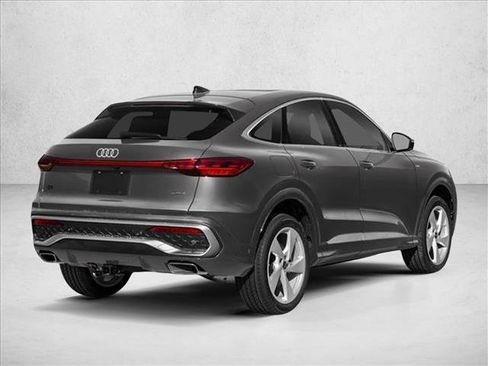 New 2026 Audi Q5 Premium Plus AWD/4WD image 2