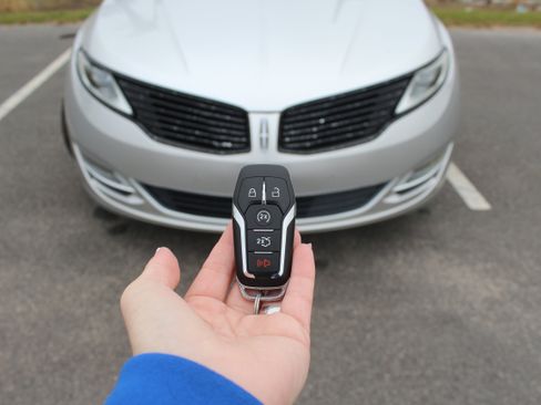 Used 2013 Lincoln MKZ Base image 51