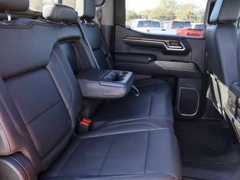 Used 2024 Chevrolet Silverado 1500 LT Trail Boss w/ LT Trail Boss Premium Package image 26