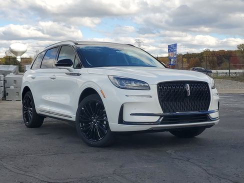 New 2026 Lincoln Corsair Premiere image 1