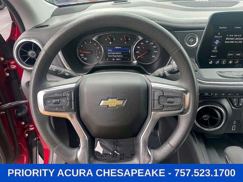 Used 2024 Chevrolet Blazer LT w/ Convenience Package FWD image 13