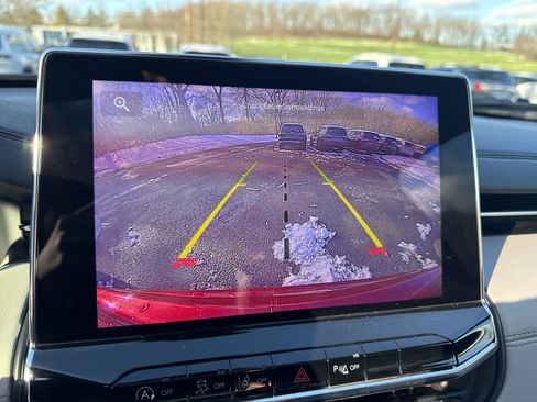 Used 2022 Jeep Compass Limited w/ Sun and Sound Group image 29