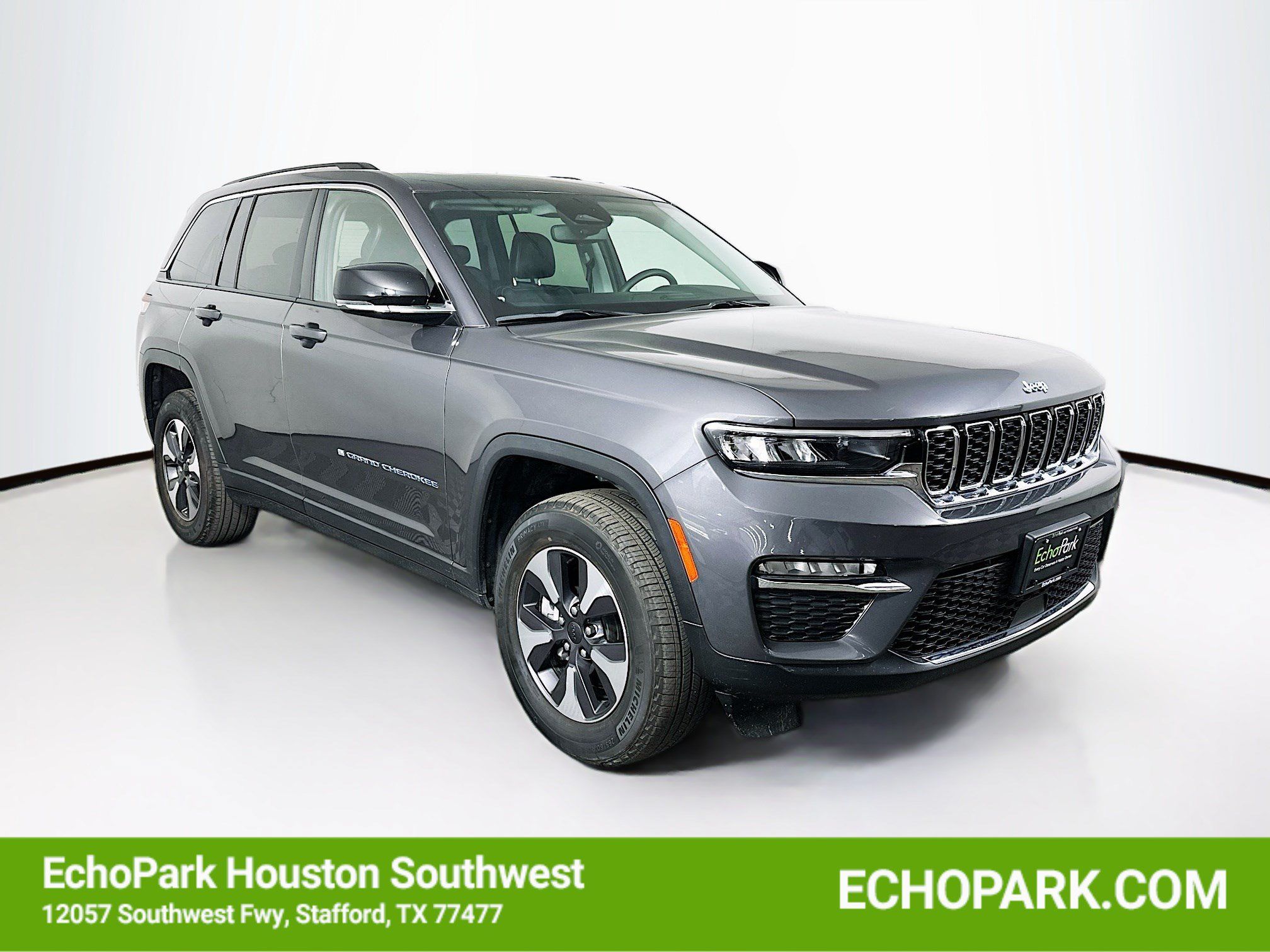 Used 2022 Jeep Grand Cherokee Limited 4xe AWD/4WD image 1