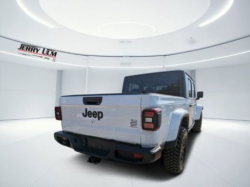 New 2026 Jeep Gladiator Willys image 3