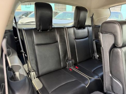 Used 2017 INFINITI QX60 Luxe AWD/4WD image 8