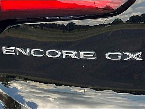Used 2021 Buick Encore GX Select image 29