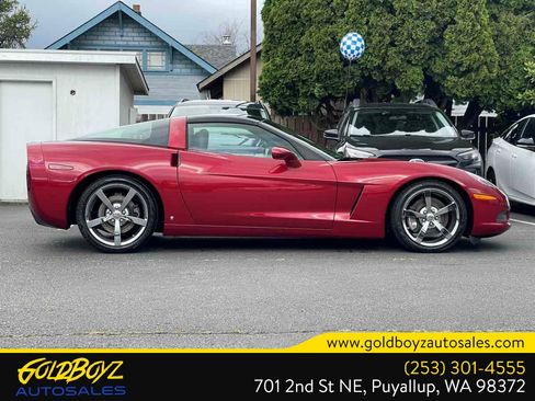 Used 2009 Chevrolet Corvette Coupe w/ Preferred Equipment Group RWD image 3