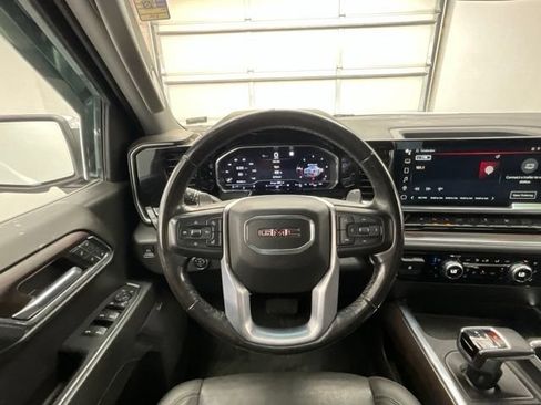 Used 2022 GMC Sierra 1500 SLT w/ SLT Convenience Package AWD/4WD image 8