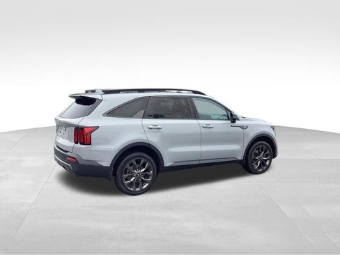Certified 2023 Kia Sorento X-Line EX AWD/4WD image 8
