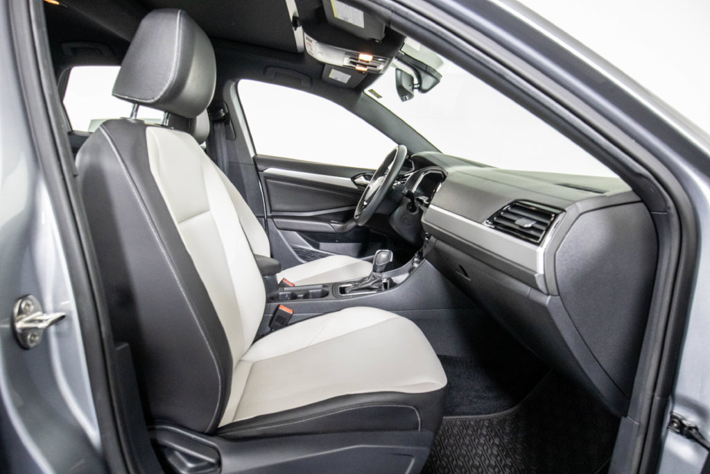Used 2020 Volkswagen Jetta R-Line FWD image 11