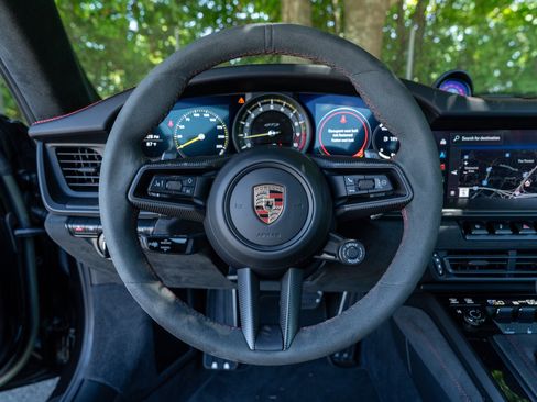 Certified 2023 Porsche 911 GT3 RWD image 26