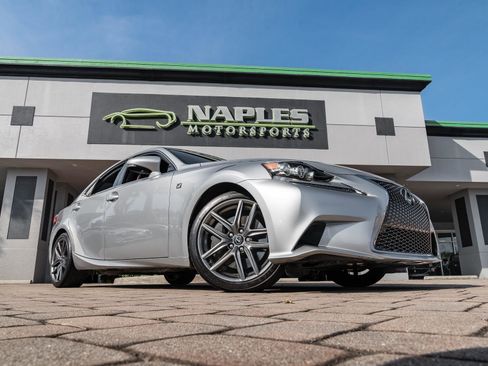 Used 2016 Lexus IS 200t image 12