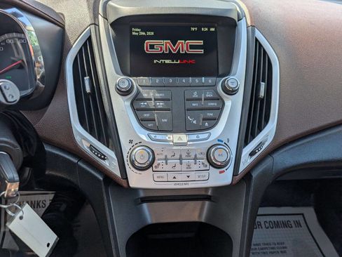 Used 2013 GMC Terrain SLT w/ LPO, Chrome Package AWD/4WD image 16