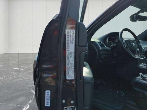 Used 2021 Jeep Grand Cherokee Limited AWD/4WD image 36
