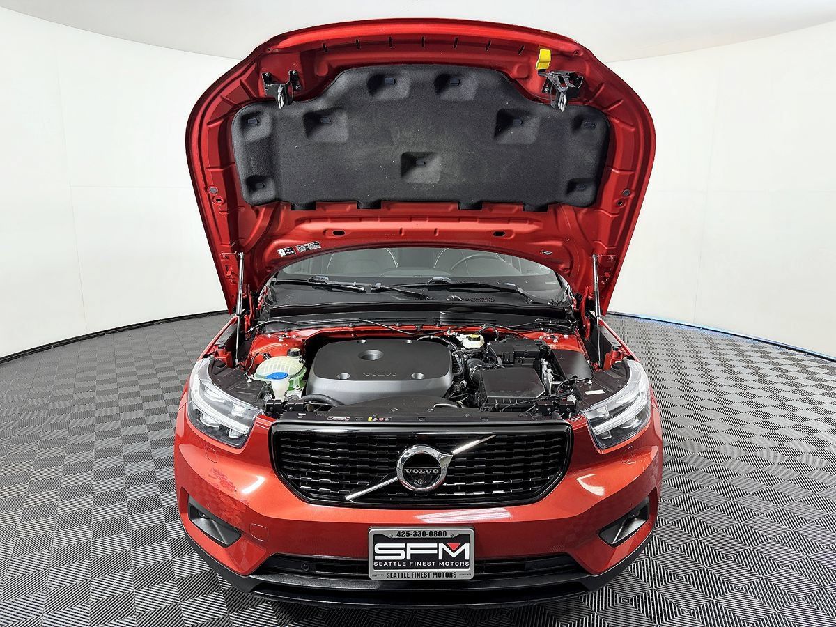 Used 2020 Volvo XC40 T5 R-Design w/ Protection Package Premier AWD/4WD image 21