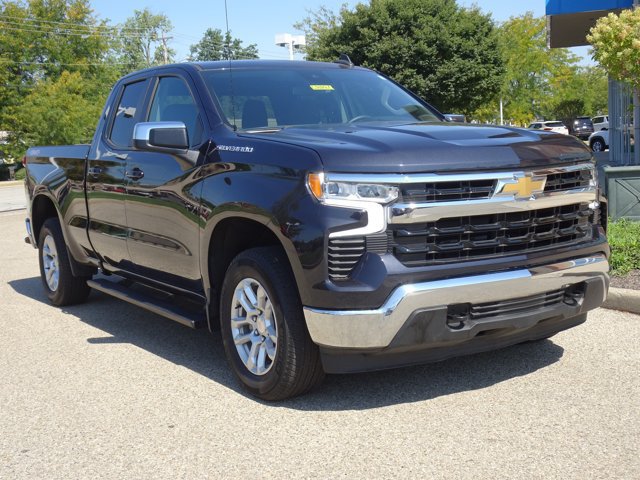 Used 2024 Chevrolet Silverado 1500 LT AWD/4WD image 29