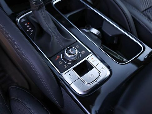 Used 2024 Kia Telluride SX X-Line AWD/4WD image 21