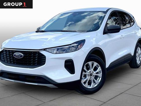 Used 2025 Ford Escape Active FWD image 1