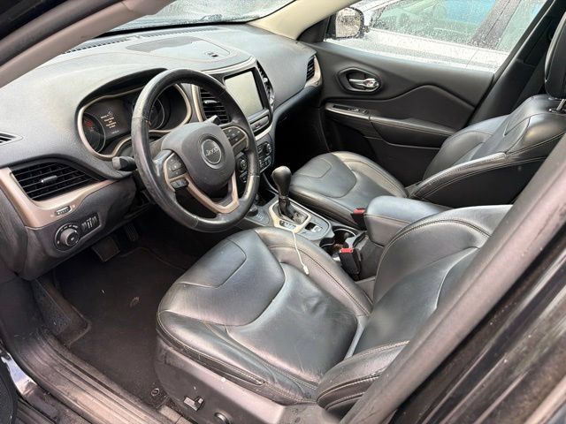 Used 2016 Jeep Cherokee Limited AWD/4WD image 18