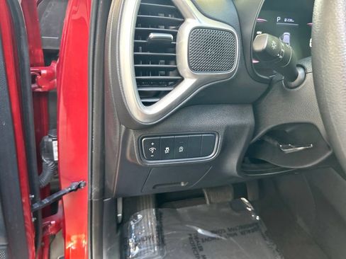 Used 2024 Kia Soul LX w/ Option Group 015 FWD image 40