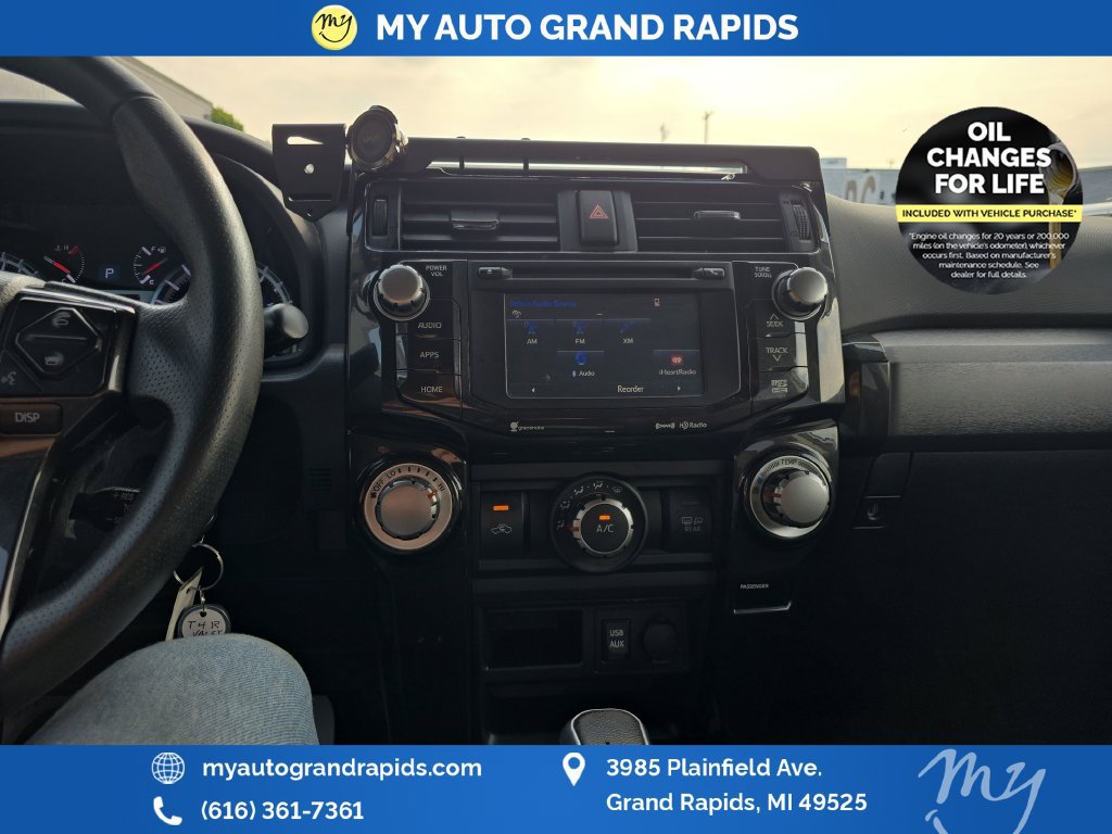 Used 2017 Toyota 4Runner TRD Off-Road Premium AWD/4WD image 19