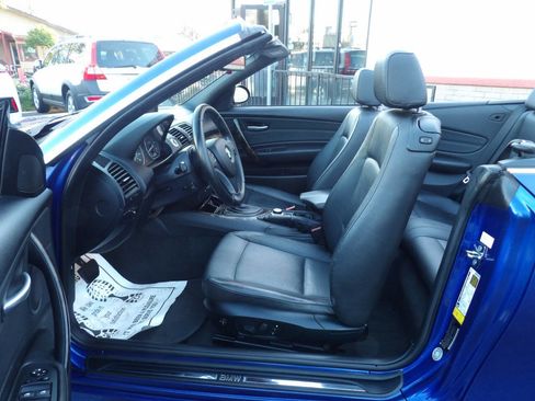 Used 2008 BMW 128i Convertible image 7