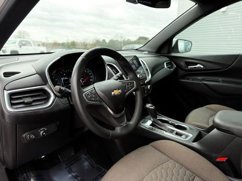 Used 2018 Chevrolet Equinox LT w/ Sun & Infotainment Package AWD/4WD image 15