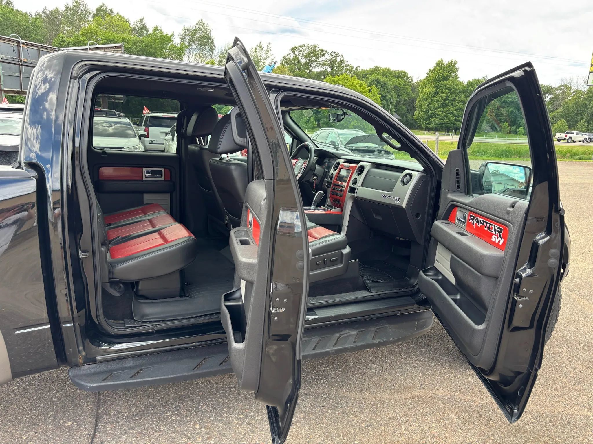 Used 2011 Ford F150 Raptor w/ Raptor Luxury Pkg AWD/4WD image 29
