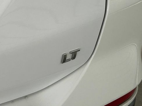 Used 2022 Chevrolet Equinox LT FWD image 35