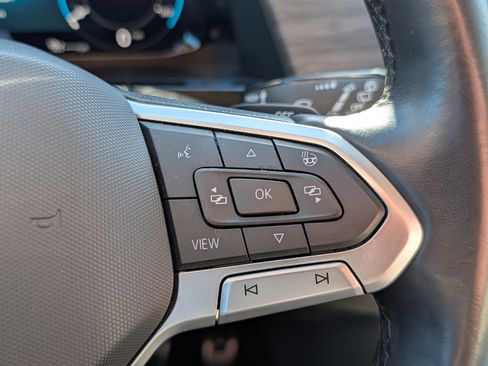 Certified 2024 Volkswagen Atlas SEL Premium R-Line image 23